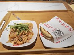 -子午路张记肉夹馍(曲江店)