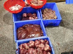 -标记美食新鲜猪杂(兴南大道店)