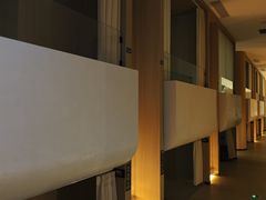 -涨巢·潮玩水疗局