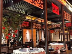 -丽华园·武汉地标楚菜餐厅(青山江滩店)