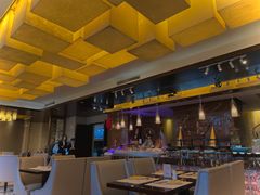 -西安唐隆国际酒店(大雁塔大唐不夜城店)