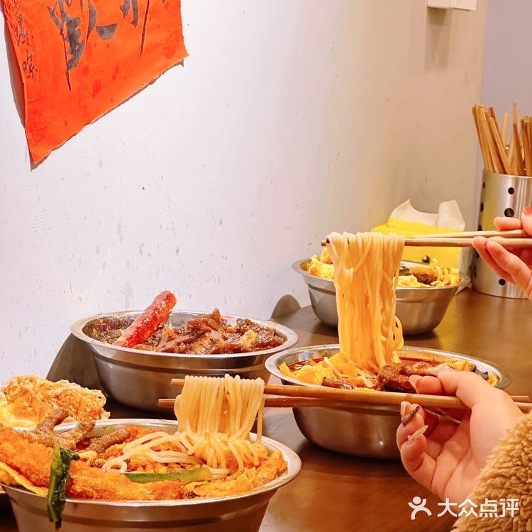 官亭路！他们家在合肥真是遥遥领先！