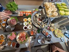 -围炉肉舍•炭烤活鳗•丹东海鲜烤肉(步行街店)