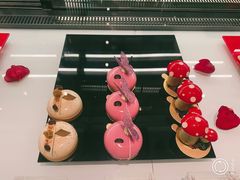 马卡龙礼盒-Salon de The de Joel Robuchon(外滩18号店)