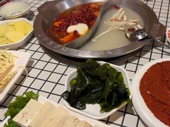 -山悦里 山野·鲜火锅(罗斯福广场店)