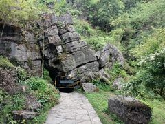 -梭布垭石林景区