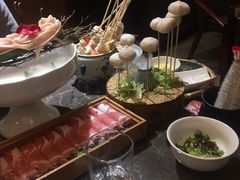 -佬土鹅肠火锅(解放路店)