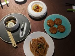 侨美鸽皇饼-侨美·唐荔园·40年地道粤菜