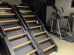 -懒人Club运动健身·运动康复·私教(三迪中心店)