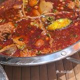 无名冒菜真的太绝啦！食材丰富新鲜，牛肉嫩滑、蔬菜爽口