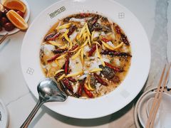 -渔语鱼酸菜鱼新川菜(来福士店)