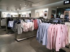 -H&M(天一广场店)