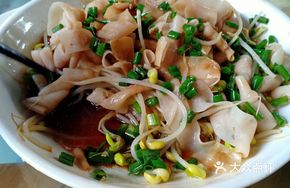 Bean Sprout Stir-fried Duck Intestines