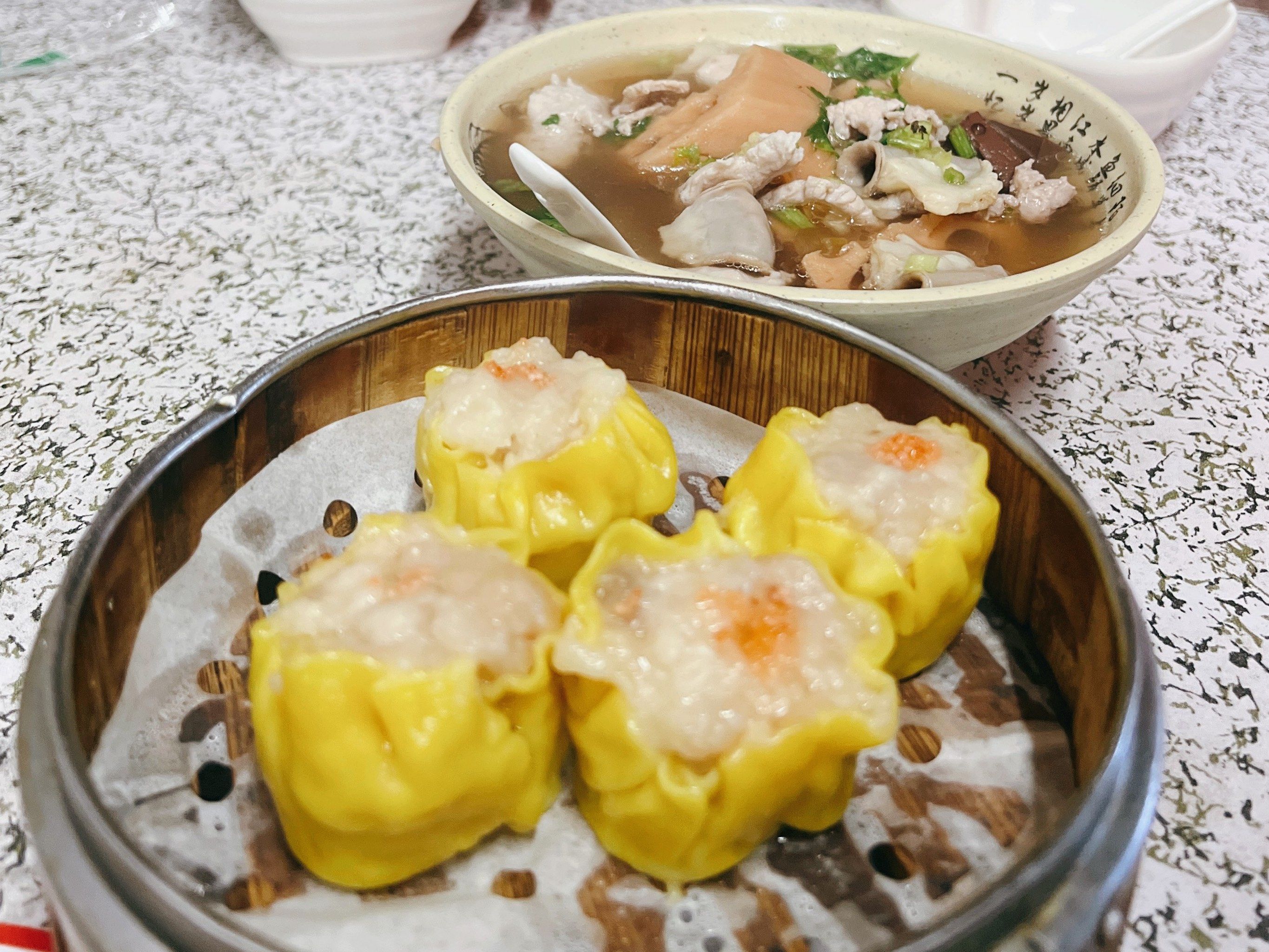 威记西胪莲藕汤