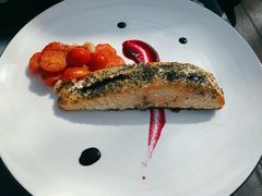 慢烤三文鱼佐意大利香料调味-EATALIA意塔利意式餐厅(鼓楼店)