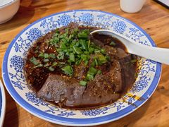 -杨三孃跷脚牛肉(西外棕榈岛店)