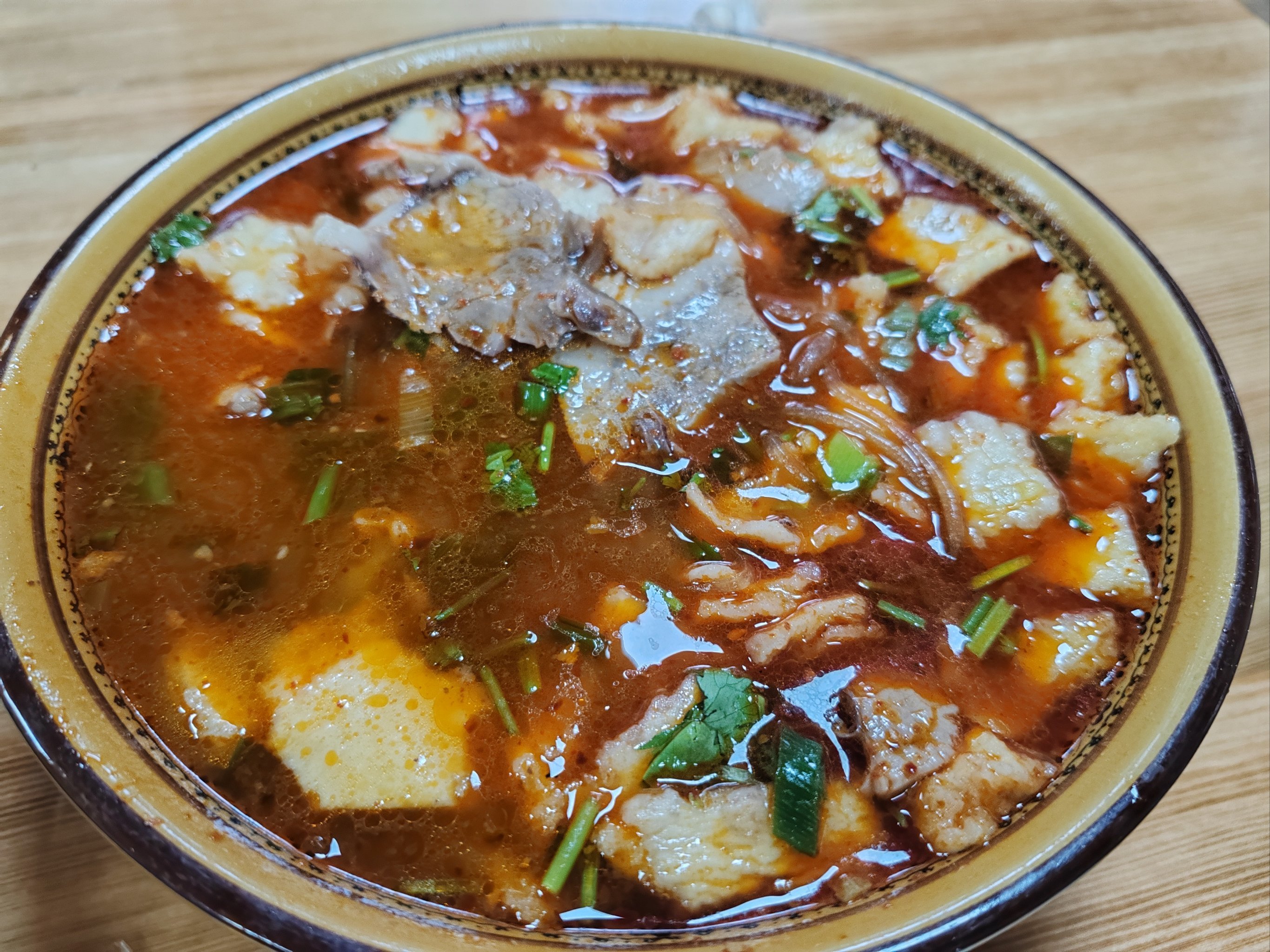 暖心暖胃的牛场泡馍