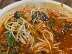 -粉八·云南米线·建水烧烤(常熟路店)