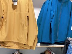 -优衣库(北京万柳华联购物中心店)