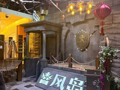 -暴风岛沉浸式体验馆(百联世纪店)