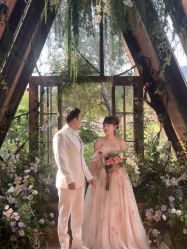 -雪中彩影婚纱摄影·微光艺术中心