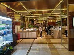 -大中华希尔顿酒店-念自助餐·嗨啤·小龙虾