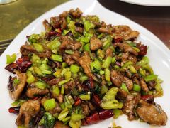 怪味牛柳-恩宏德餐馆(平山道店)