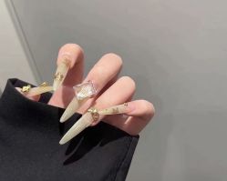 -斯馨·健康美甲美睫