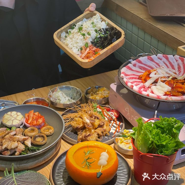 广州探店｜1988韩剧同款美食｜双门洞韩式食堂