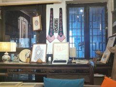 -邊城書店