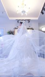 -雪莉美妆婚纱馆