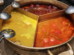 -湊湊火锅·茶憩(打浦桥日月光店)