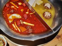 -湊湊火锅·茶憩(杭州湖滨银泰in77店)