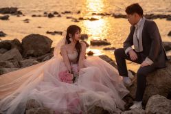 -雪中彩影婚纱摄影·微光艺术中心