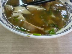 -赵氏牛肉罩火烧