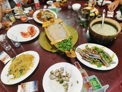 -岛中岛·海鲜大排档·万宁老字号(东澳店)