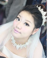 芳芳-FIONA MAKE UP恋妆造型