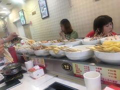 自助调料区-就这家旋转小火锅(西安路罗斯福店)