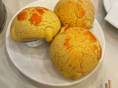 酥皮流沙包&nbsp;-利苑海鲜酒楼