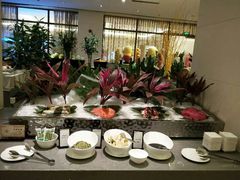 -海口绿发希尔顿酒店-田园汇自助餐·三文鱼·海鲜