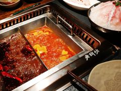 -老牌坊云南鱼豆花火锅(哈西万达店)