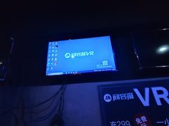-VR 间客漫·PS电玩·虚拟现实包间游戏电竞(街道口店)