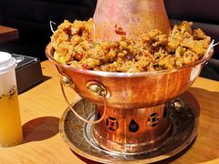 -炉小二铜锅牛蛙•川湘菜(三里屯店)