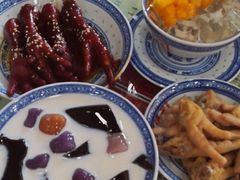 -赵记传承特色牛奶甜品(泉城广场店)