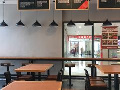 -老妈米线(港龙店)