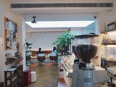 -Line 咖啡(石厦花园店)