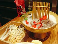 -巴奴毛肚火锅(龙湖锦艺城店)