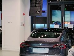 -TESLA 特斯拉(上海太古汇体验店)