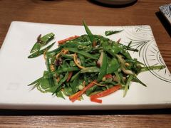 -云海肴·汽锅鸡·云南菜(天山百盛优客店)