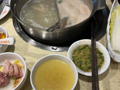 -煲大王猪肚鸡·椰子鸡火锅(红谷滩万达店)